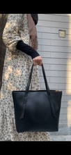 Nova Black Bag