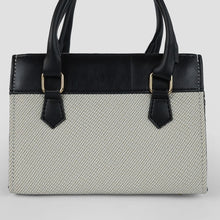 Chic White Crossbody bag