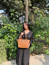 SWIFT BROWN TOTE BAG